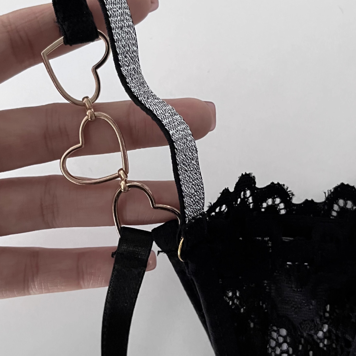 Lace Panties with Garter 蕾丝镂空吊带丁字裤 2054