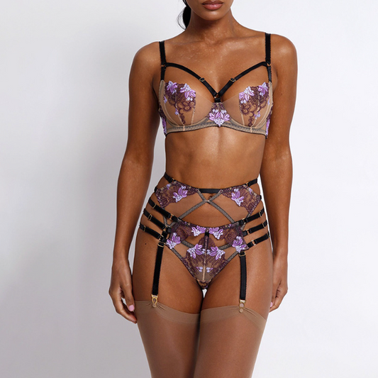 Purple floral lingerie bikini 3pc set 紫色花园蕾丝三件套三点式内衣 1123