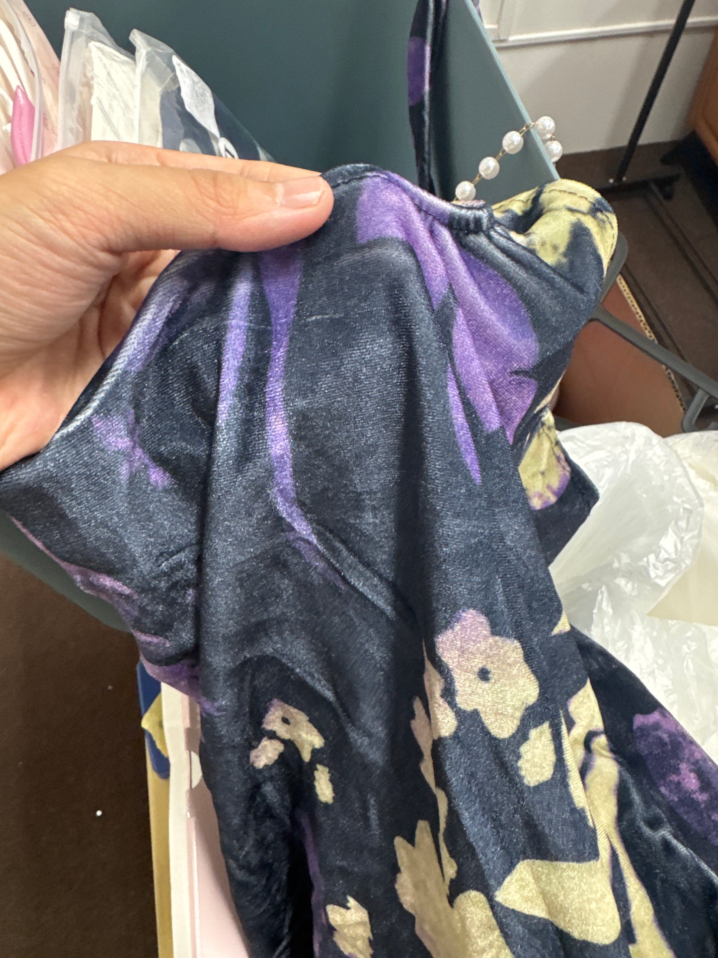Velvet Qipao Uniform V11 丝绒旗袍制服 V11 2043