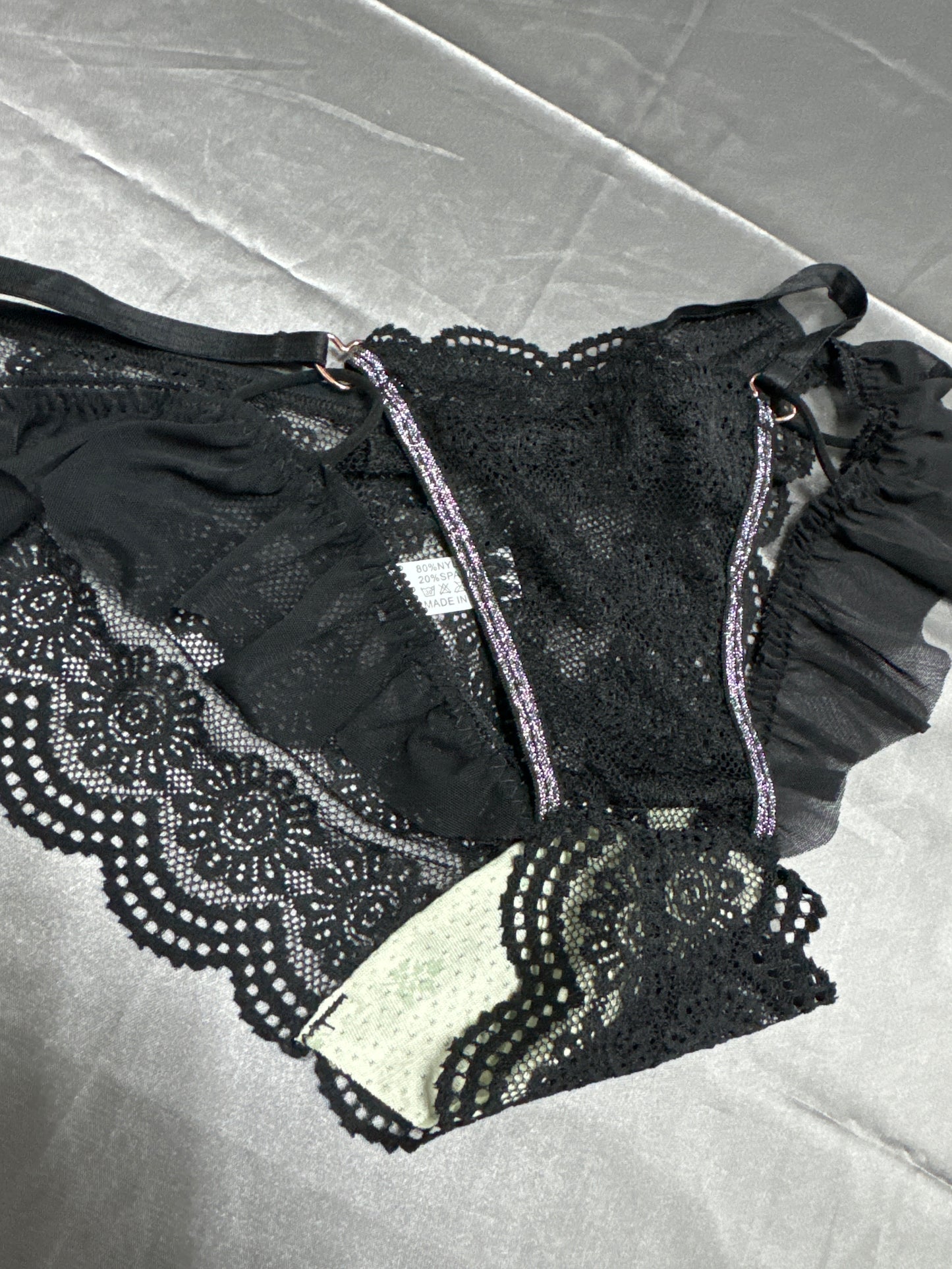 Cinderella Lace Panties (Black/ White) 灰姑娘丁字裤 1678